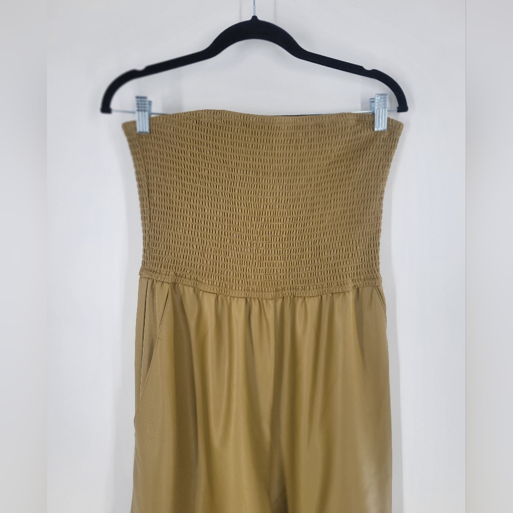 Pilcro‎ Anthropologie M Faux Leather Smocked Wide-Leg Jumpsuit in Khaki - Picture 4 of 5